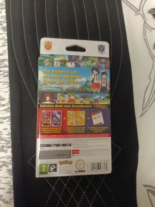 Caja Pokémon Escarlata y Púrpura Edición Dual