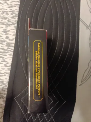 Caja Pokémon Escarlata y Púrpura Edición Dual