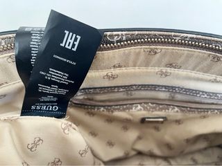 Bolso Guess Joslyn Tote Marrón