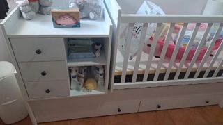 Cuna convertible a cama infantil