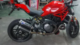 Ducati Monster 1200 Roja Manual