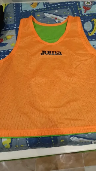 Peto Joma reversible naranja y verde