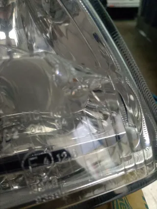 Faro Delantero Derecho Audi A3 1996/2000 en Hella
