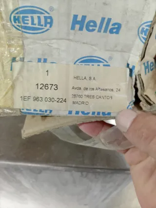 Faro Delantero Derecho Audi A3 1996/2000 en Hella