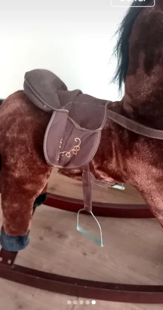Caballito balancín de madera