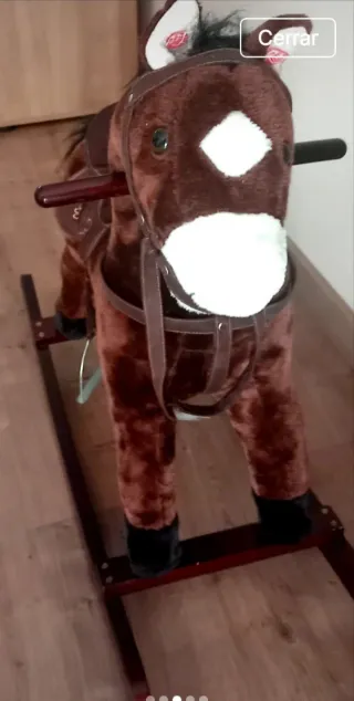 Caballito balancín de madera