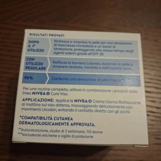 Nivea Crema Giorno Rinfrescante SPF 30