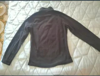 Forro polar negro de mujer de Quechua.