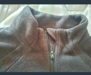 Forro polar negro de mujer de Quechua.