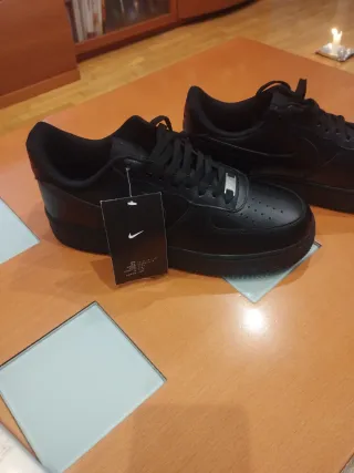 Nike Air Force 1 Negras Talla 43