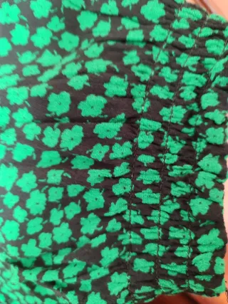 Vestido verde estampado Stradivarius