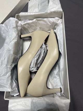 Zapatos Geox Piel Beige Tacón Bajo