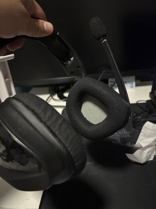 Cascos Inalámbricos Corsair Void Elite + soporte