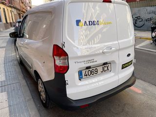 Ford Transit Courier 2015