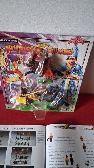 Britains Cavaleiros Blister + Catálogo