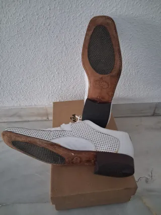 Zapatos de Piel Blancos Elegantes Talla 41