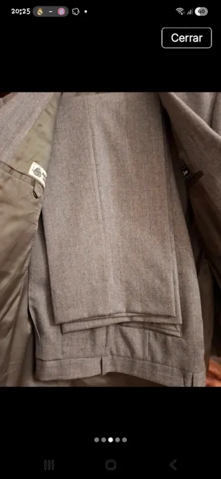 Traje de lana 100% caballero gris con raya azul.