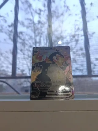 Carta Pokémon Charizard VMAX 330 HP