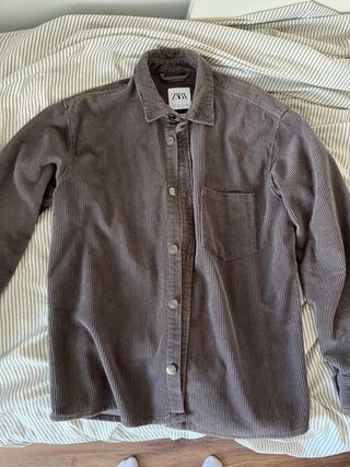 Sobrecamisa gris Zara mujer