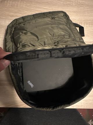 Mochila ligera verde militar acolchada