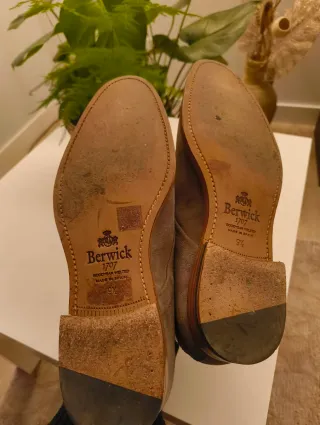 Berwick Zapatos Hombre Ante