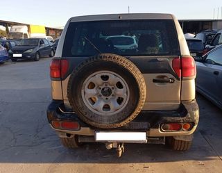 472114 piloto tras izq nissan terrano/terrano.ii