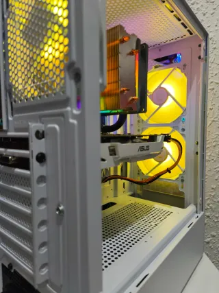 PC Gaming Blanco RGB