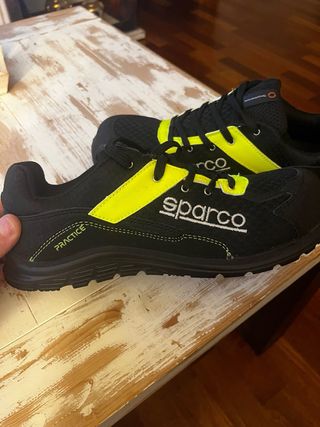 Zapatos Sparco Negros y Amarillos