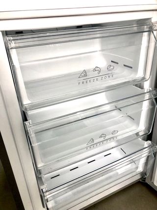 Frigorífico Teka Total No Frost 330 litros