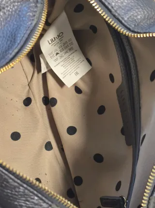Bolso y cartera Liu Jo violeta metalizado