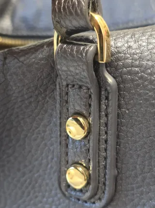 Bolso y cartera Liu Jo violeta metalizado