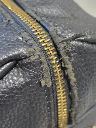 Bolso y cartera Liu Jo violeta metalizado