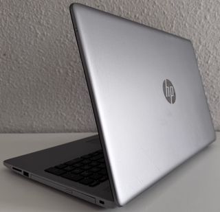 HP 255 G7 VIDEO DEDICADO RADEON 2GB RYZEN 5 3500