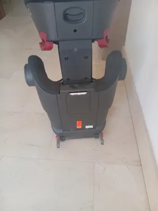 Silla coche Britax Römer con isofix