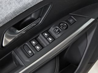 Peugeot 3008 Hybrid 1.2 100KW Allure eDCS6
