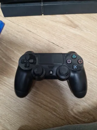 Pack PS4 Sony Negra + 2 Juegos