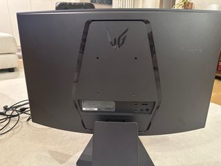 Monitor LG UltraGear 27 180Hz QHD Curvo