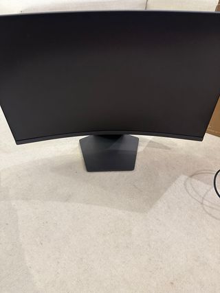 Monitor LG UltraGear 27 180Hz QHD Curvo