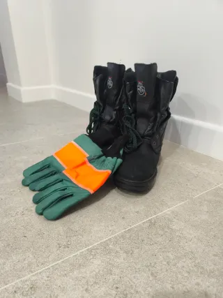 Botas anticorte y guantes motosierra