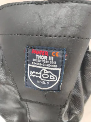 Botas anticorte y guantes motosierra