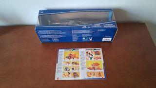 Helicóptero New Ray 1:32 + Catálogo Britains 1992