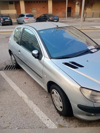 Peugeot 206 2002