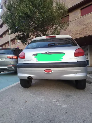 Peugeot 206 2002