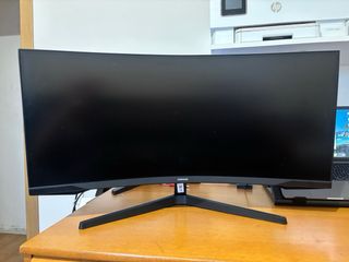 Samsung 34” Curvo (Leer bien)