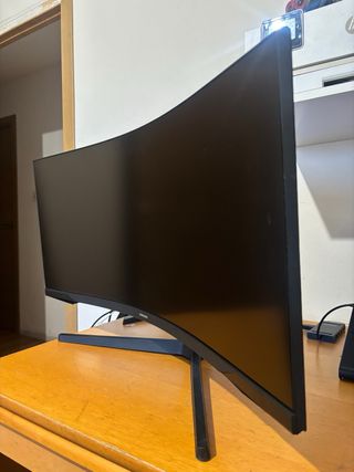Samsung 34” Curvo (Leer bien)