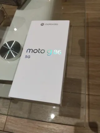 Motorola Moto G86 5G Caja Blanca