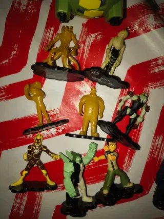 Lote Figuras Ben 10 + Nave + Kevin