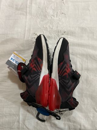 Zapatillas Spiderman Primark Talla 33/34