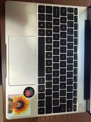 Huawei LAPTOP-VV18CE7S como nuevo