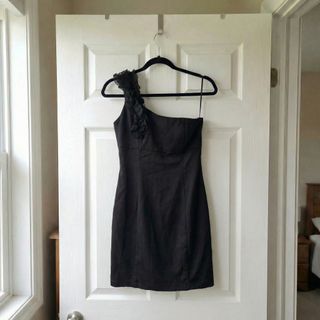 Vestido Zara Negro Hombro Asimétrico